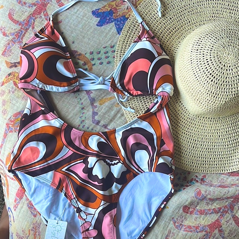 Retro Patterned One Piece Swimsuit